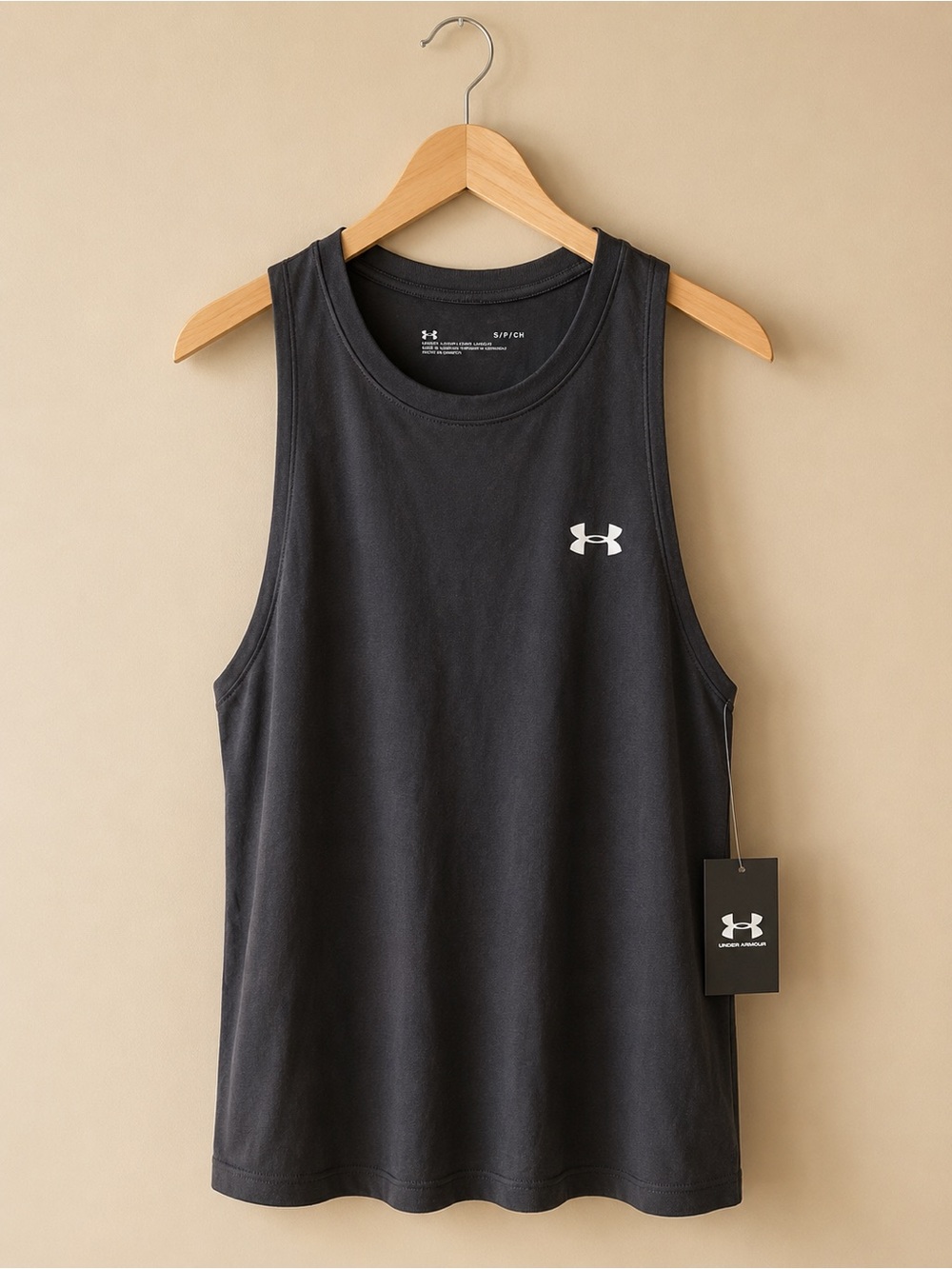 Under Armour Black Sleeveless Training Women Tank with White Logo ✨